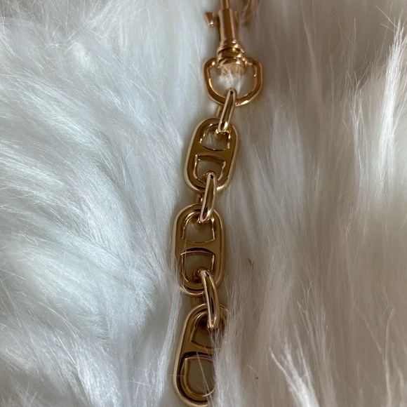 Elegant Gold Chain Bag Extender - Picture 1 of 2